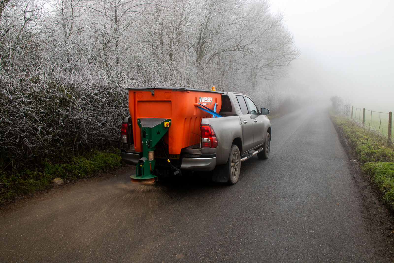 Grit Spreaders & Salt Spreaders - PolarOne