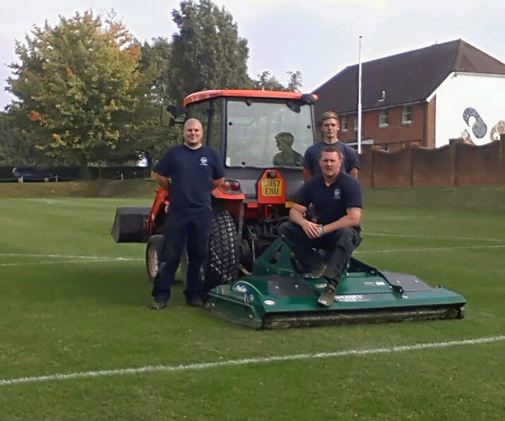 Dulwich - professional groundcare & agricultural equipment